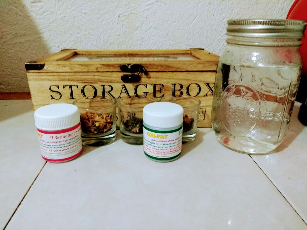 Fotografía Real de Oxifat e Ingredientes Botánicos